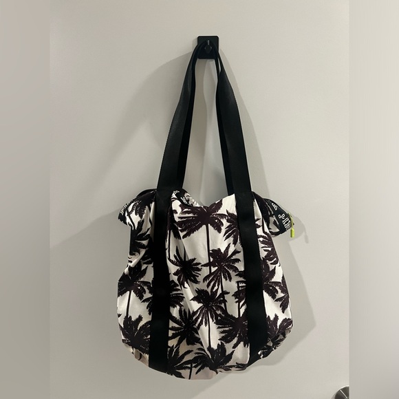 Black and white palm tree VS Pink Tote bag - Picture 2 of 2